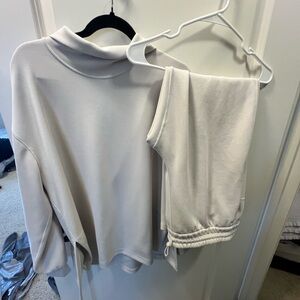 Chico’s Light Beige Lounge Set - Soft Pullover & Joggers